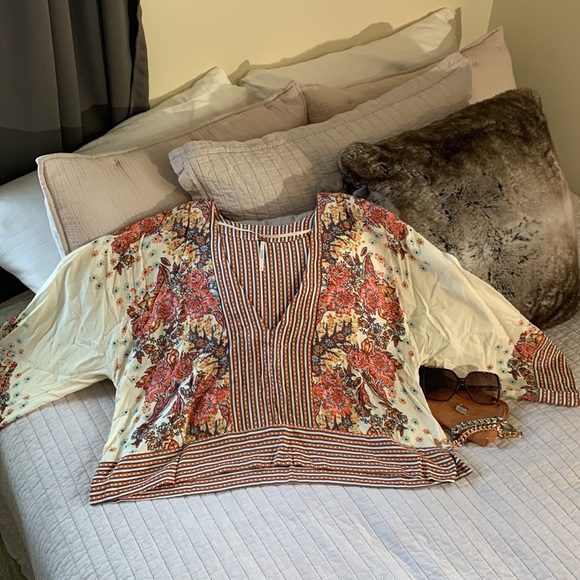 Like new Free people Mix-n-Match Blouse viscose small - Picture 2 of 12